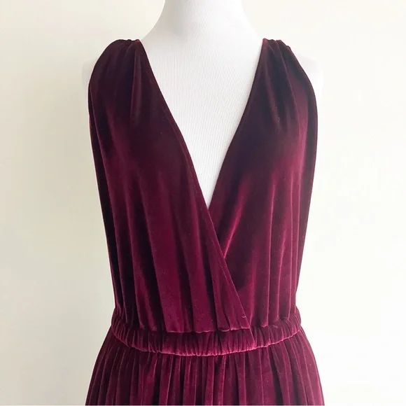 Ripley Rader 2 Velvet Dress Burgundy Red Low Deep Cut V Neck - Picture 2 of 11